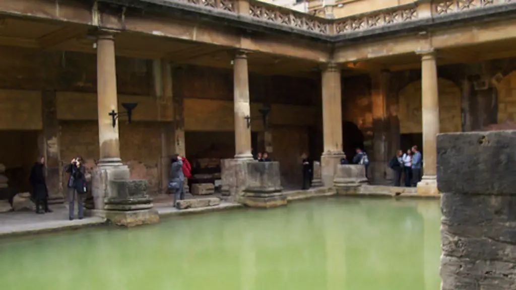 How the ancient romans build arch?