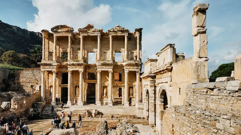 How did ancient romans send messages?
