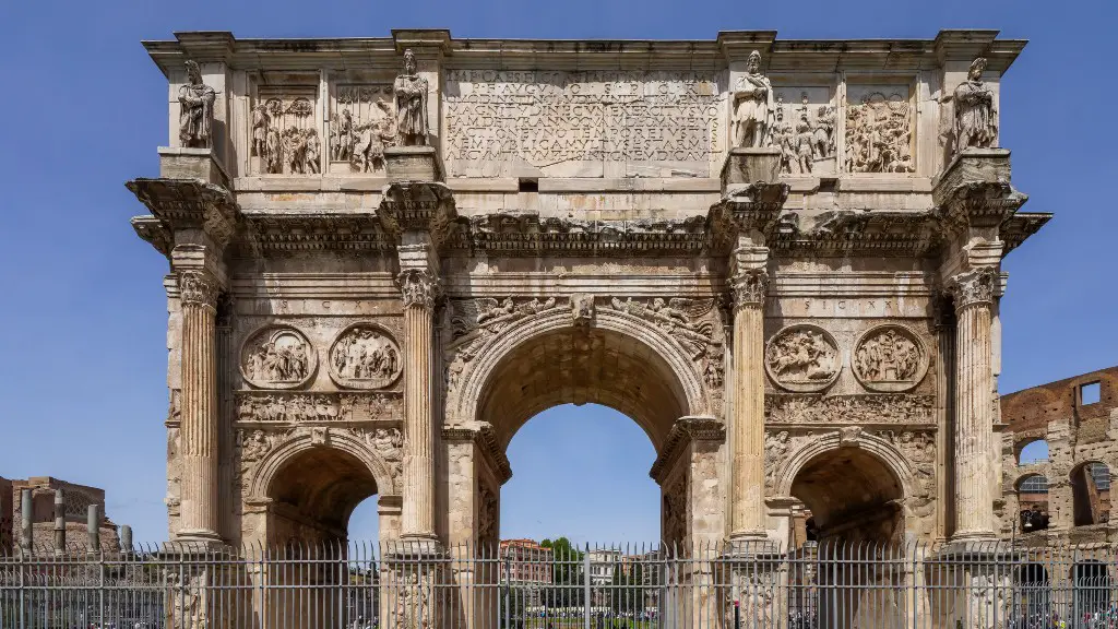 How the ancient romans build arch?